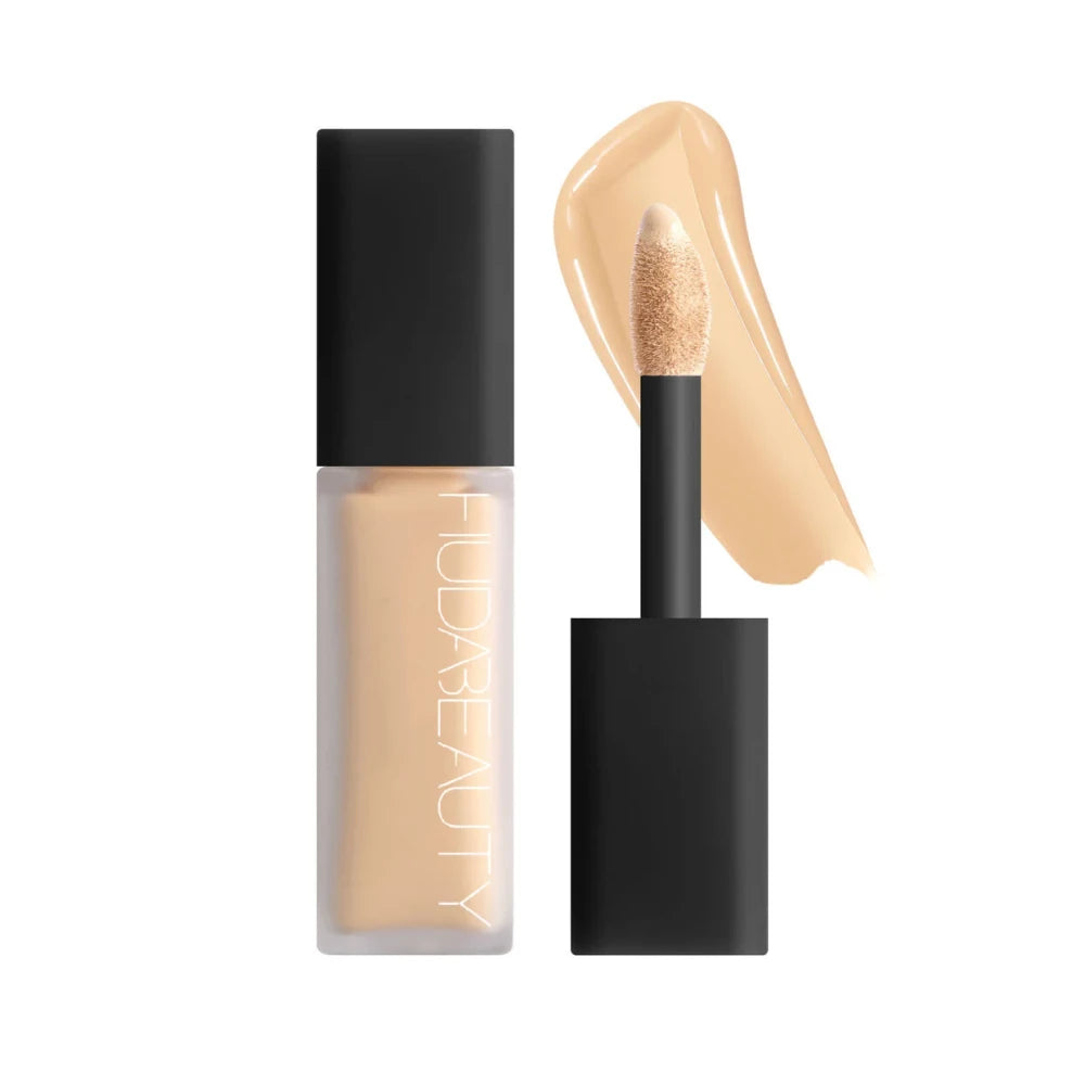 Huda Beauty Faux Filter Luminous Matte Concealer